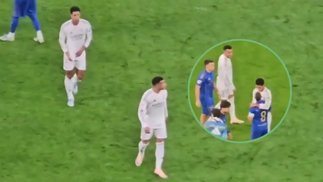 Ảnh bài viết Được Mbappe kiến tạo, Bellingham vẫn tỏ thái độ lạnh nhạt