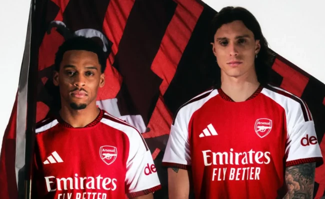 Ảnh bài viết CĐV phát cuồng với áo đấu mới của Arsenal