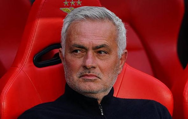 Jose Mourinho nhiều khả năng sẽ trở lại dẫn dắt Real Madrid.