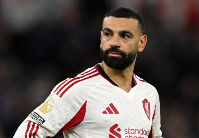 Gerrard giải mã thông điệp của Salah nhắm vào Arne Slot