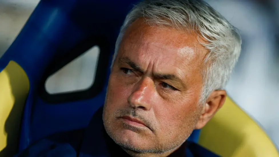 Ảnh bài viết Mùa giải bất bại và trắng tay của Jose Mourinho