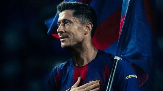 Ảnh bài viết Rio Ferdinand khuyên Man Utd chiêu mộ Lewandowski