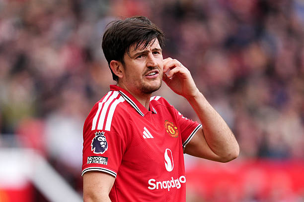 Harry Maguire - 7.1 điểm: Hoàn thành xuất sắc nhiệm vụ khóa chặt Chris Wood. Thêm một màn trình diễn khôn ngoan và đầy điềm tĩnh.