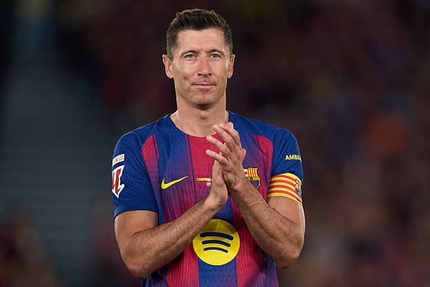 Lewy suýt chuyển đến Old Trafford trong quá khứ.