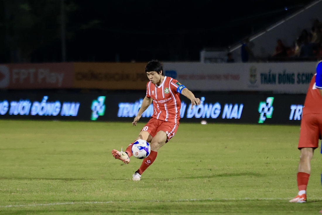 Công Phượng ở gần với ngày thăng hạng V.League.