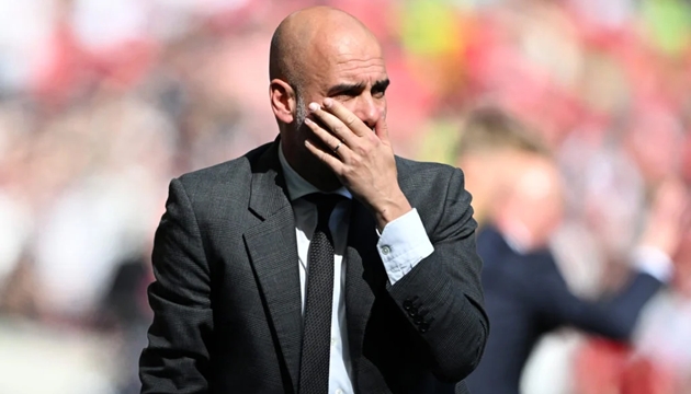 Ảnh bài viết Cổ động viên MU phản ứng vụ Pep Guardiola rời Man City