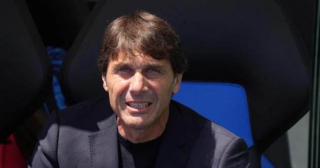 Conte sắp chia tay Napoli.