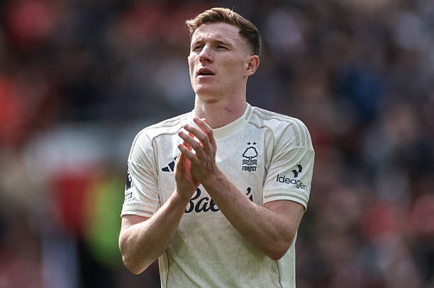Ảnh bài viết Tại sao Man City bắt buộc phải phá két chiêu mộ Elliot Anderson?