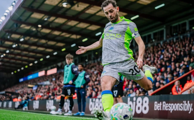 Bernardo Silva – 5.9 điểm. Thật hiếm khi thấy Bernardo Silva thi đấu mờ nhạt đến vậy trong một trận cầu then chốt. Ngôi sao người Bồ Đào Nha không tạo ra được những đường chuyền mang tính đột biến và thường xuyên thất thế trong các pha tranh chấp ở khu vực giữa sân.