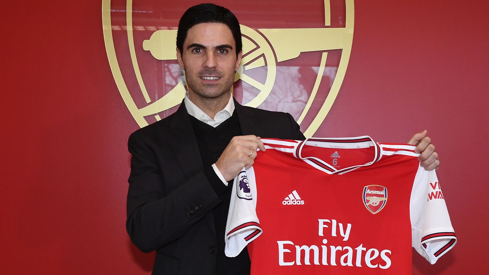 Arsenal đặt tương lai vào tay Mikel Arteta.