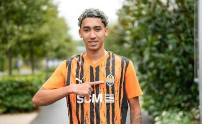 Ảnh bài viết Liverpool nên nẫng tay trên Isaque Silva ngay trước mũi Chelsea