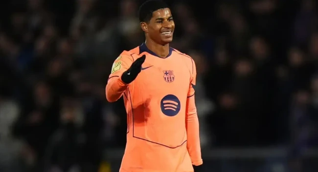 Ảnh bài viết Hansi Flick 'bật đèn xanh' để Barcelona mua đứt Rashford