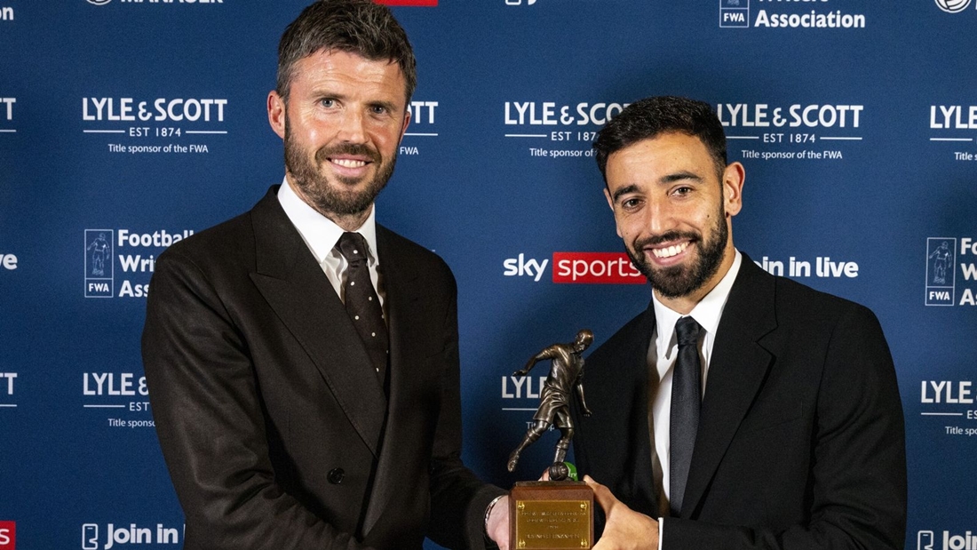 Ảnh bài viết Fernandes phản pháo Roy Keane, ca ngợi Carrick