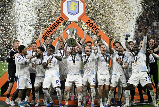 Villa vô địch Europa League một cách xứng đáng.