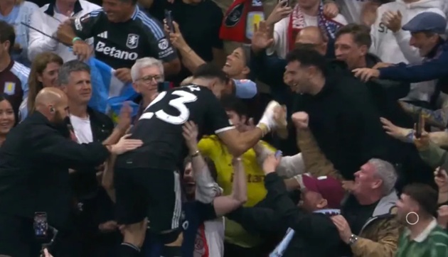 Ảnh bài viết Martinez bật khóc nức nở trong ngày Aston Villa vô địch Europa League