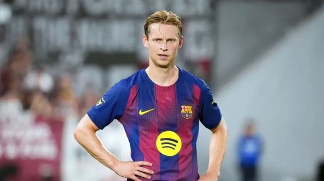 De Jong cam kết tương lai với Barca.