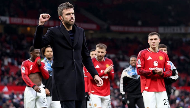 Carrick và các cộng sự sẽ phải tính toán kỹ về đội hình MU mùa tới.