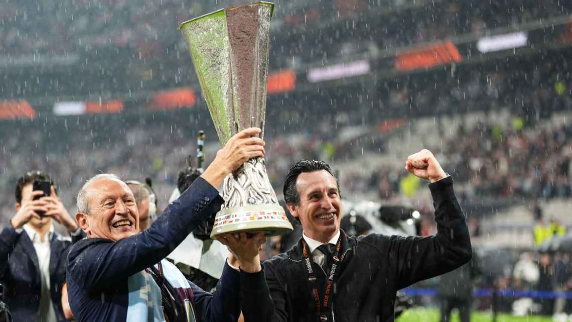 Unai Emery lại giành thêm một cúp C2 nữa.