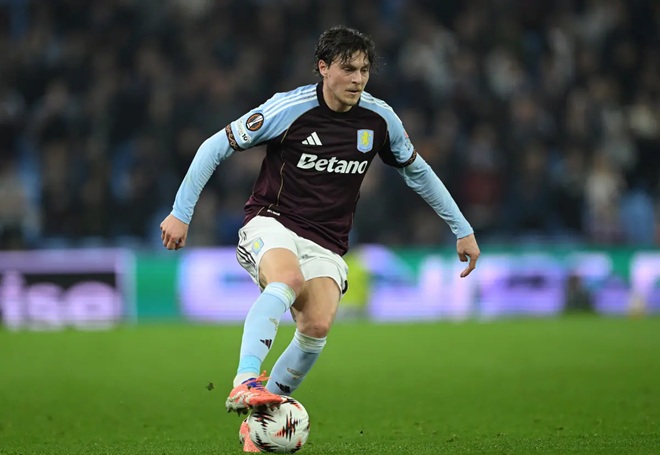 Lindelof đang gặt hái thành công với Villa.