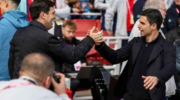 Ảnh bài viết Arteta gọi điện cảm ơn Iraola vì giúp Arsenal vô địch
