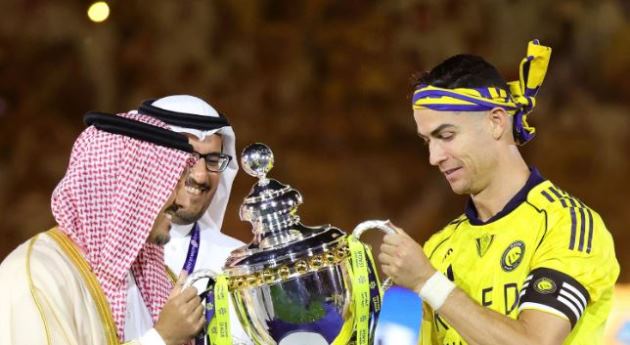 Ronaldo đã được hưởng niềm vui chiến thắng tại châu Á.