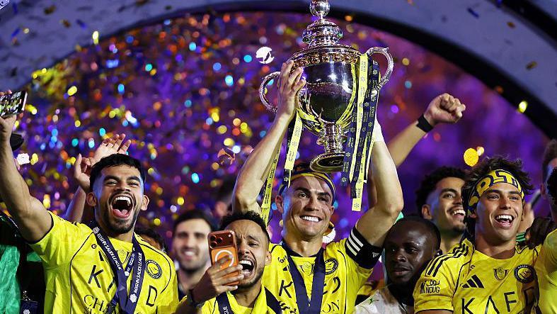 Ronaldo cuối cùng đã vô địch giải Ả Rập.