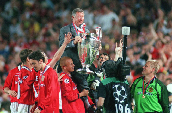 Sir Alex 2 lần giúp MU vô địch C1.