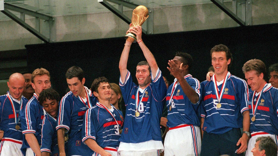 Ảnh bài viết Hoài niệm World Cup 1998 thời bóng đá còn sống chậm