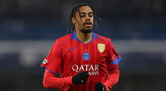 Liverpool và Arsenal muốn có Barcola.