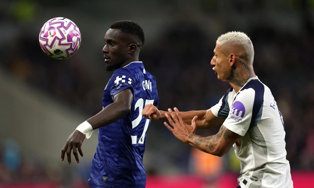 Tottenham cần 1 điểm để chính thức trụ hạng.