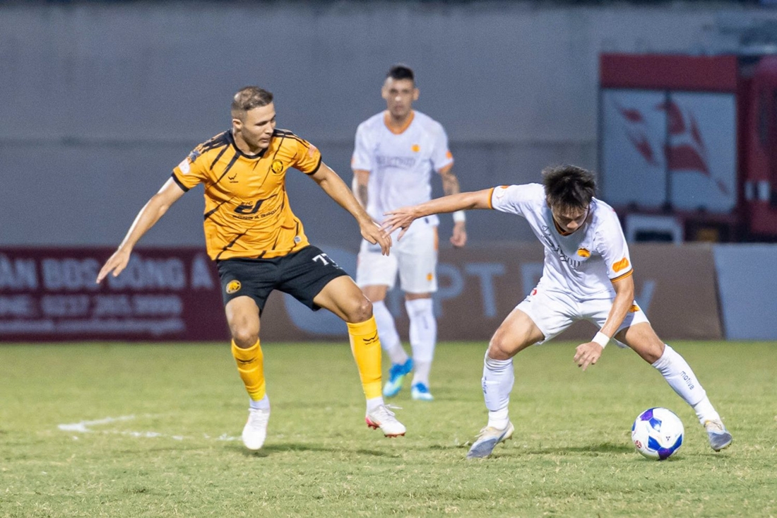 Thanh Hóa và HAGL chia điểm kịch tính ở vòng 24 V-League 2025/26. Ảnh: V.A - Vietnamnet.