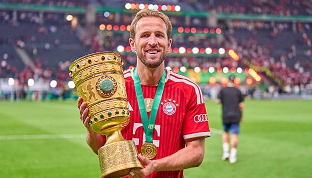 Harry Kane tỏa sáng trong trận đấu với Stuttgart.