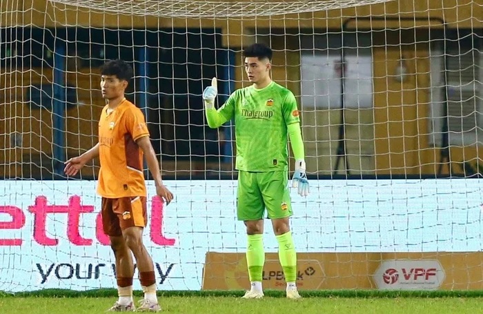 Trần Trung Kiên đã giúp HAGL giữ lại 1 điểm quý giá trên sân khách.