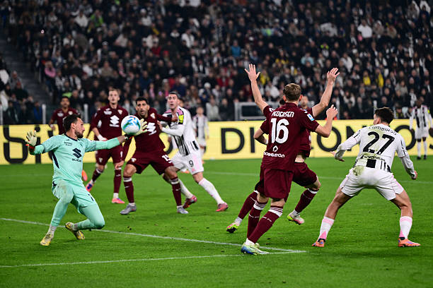 Juventus vẫn được đánh giá vượt trội hơn.