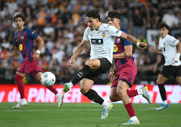 Ảnh bài viết Thấy gì từ thất bại của Barca trong ngày hạ màn mùa giải?