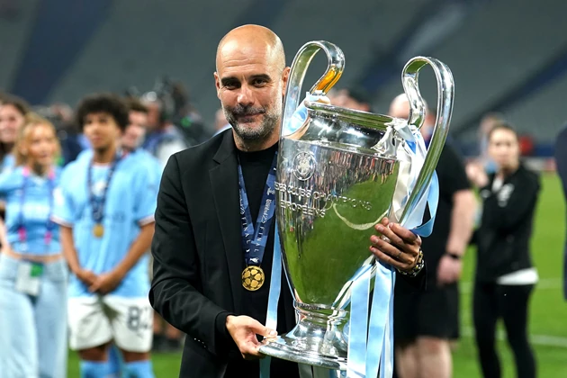 Cúp bạc Champions League giúp Pep hoàn thành bộ sưu tập danh hiệu đồ sộ cùng Man City.
