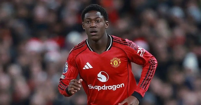 Ảnh bài viết Mainoo từ chối đề xuất 40 triệu bảng từ Chelsea hè năm ngoái