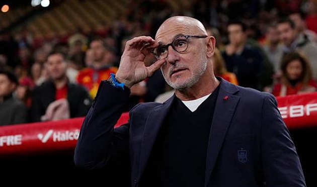 Ảnh bài viết HLV Tây Ban Nha nói gì khi gạch tên dàn sao Real Madrid?