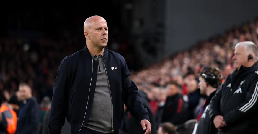 Ảnh bài viết Michael Owen tin tưởng Arne Slot sẽ dẫn dắt Liverpool mùa tới