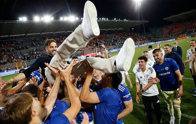 Fabregas đã tạo nên chiến tích đáng kinh ngạc với Como.