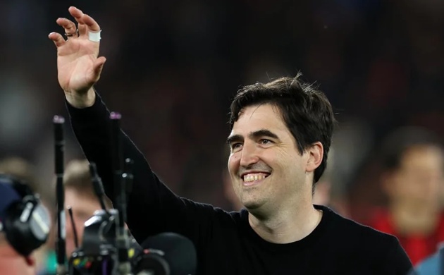 AC Milan nhắm đến Iraola.
