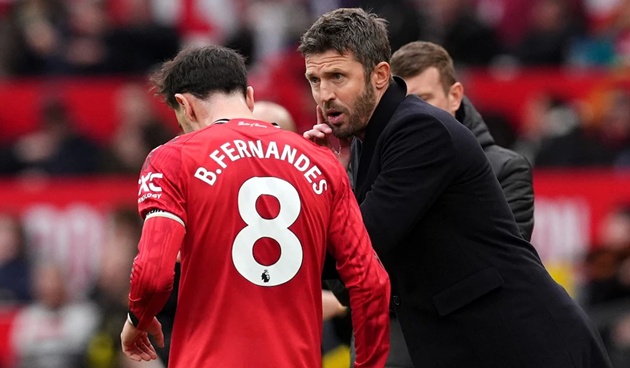 Fernandes đang được lòng các cầu thủ lẫn HLV tại Old Trafford.