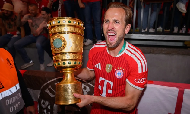 Ảnh bài viết Harry Kane ghi 61 bàn và nhận 61 đĩa thịt chiên làm quà