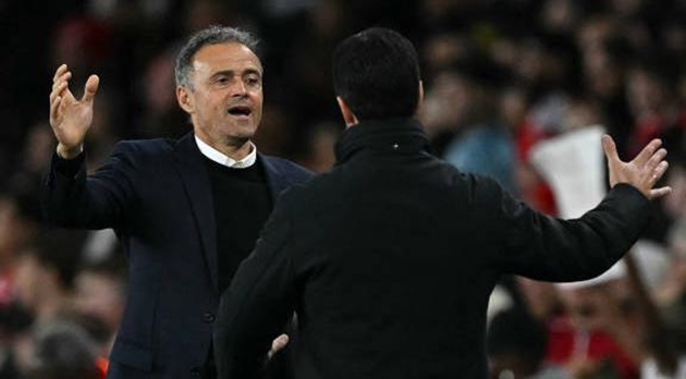 Ảnh bài viết Những yếu tố then chốt quyết định ngôi vương của PSG và Arsenal