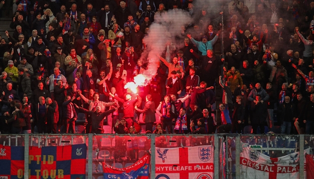 Ảnh bài viết Cổ động viên Crystal Palace và Vallecano ẩu đả tại Đức
