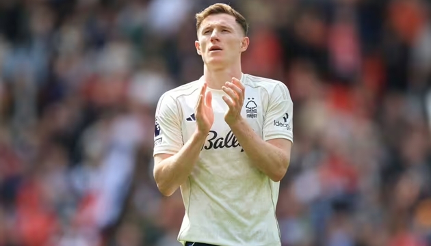 Ảnh bài viết Toan tính của hai nửa thành Manchester vụ Elliot Anderson