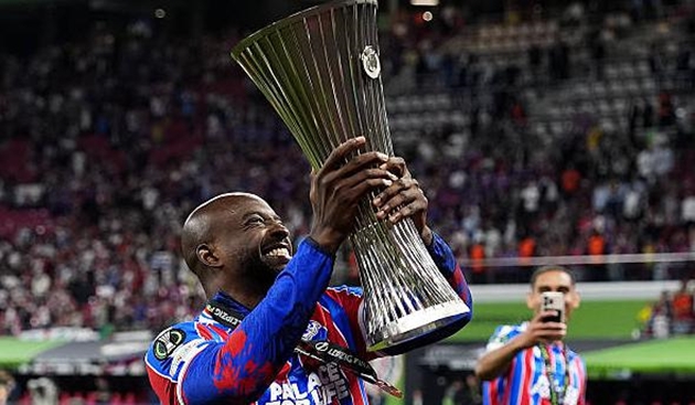 Jean-Philippe Mateta ghi bàn giúp Crystal Palace đánh bại Rayo Vallecano.