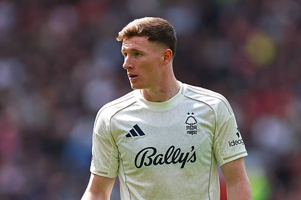 Elliot Anderson nằm trong tầm ngắm của Manchester City.