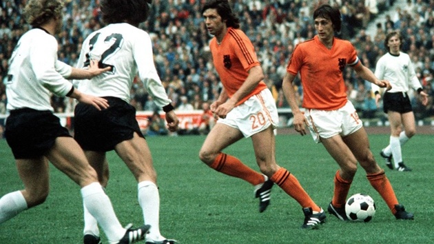 Tây Đức đánh bại Hà Lan của Johan Cruyff.