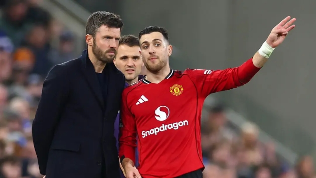 Dalot lên tiếng ca ngợi Carrick.